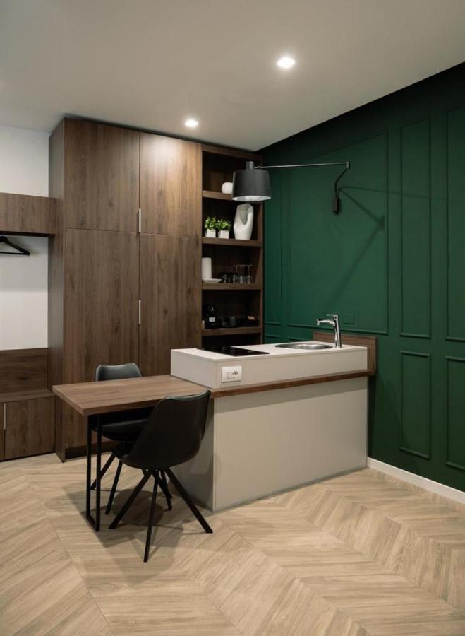 Salotto Room Boutique Пескара Екстериор снимка