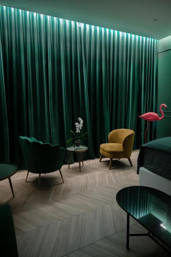Salotto Room Boutique Пескара Екстериор снимка