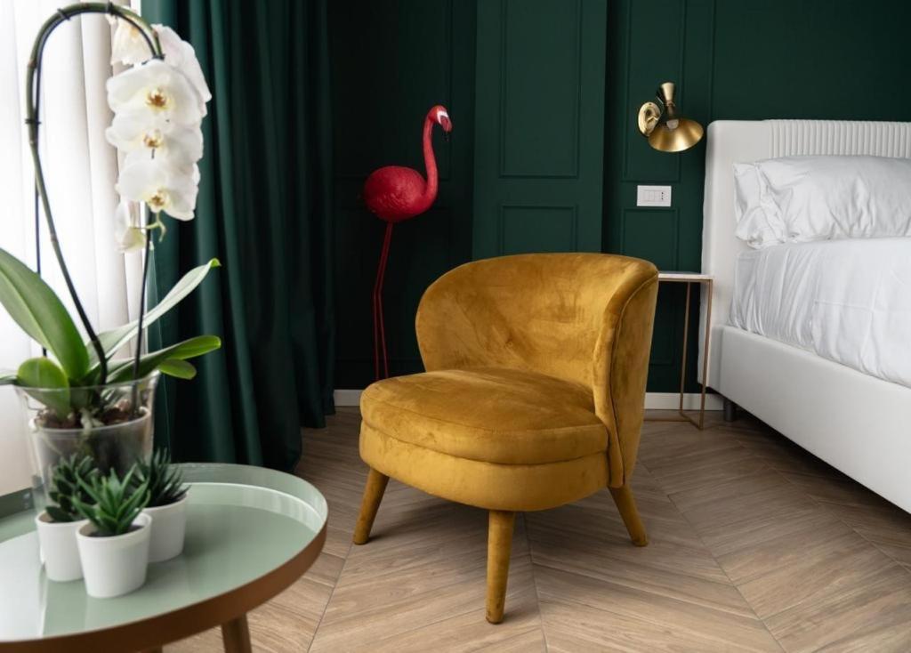 Salotto Room Boutique Пескара Екстериор снимка