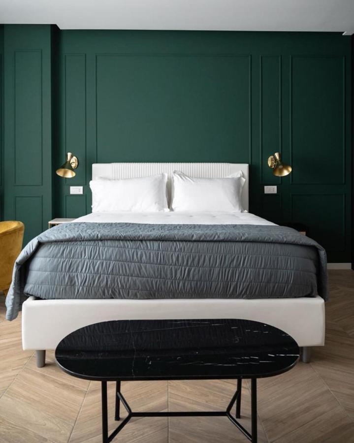 Salotto Room Boutique Пескара Екстериор снимка