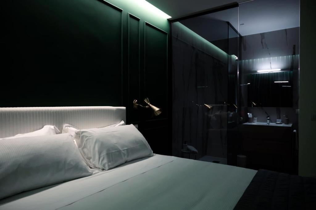 Salotto Room Boutique Пескара Екстериор снимка