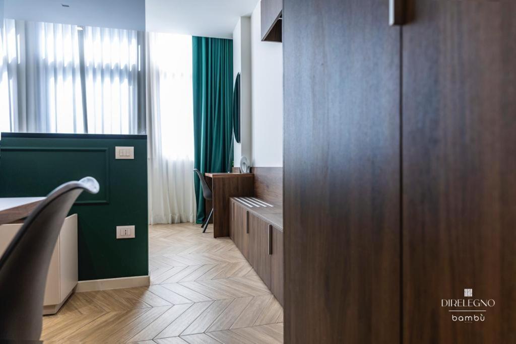 Salotto Room Boutique Пескара Екстериор снимка